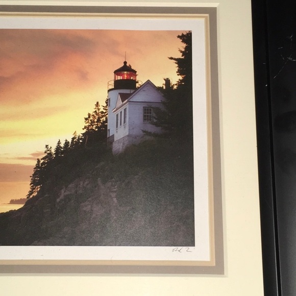 Lighthouse signed / framed, double matted, black frame does have imperferfection - Picture 4 of 8